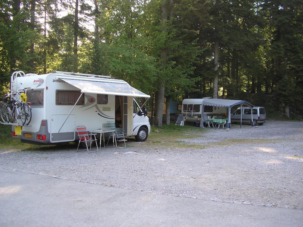 Camping Pivka Jama Postumia Esterno foto